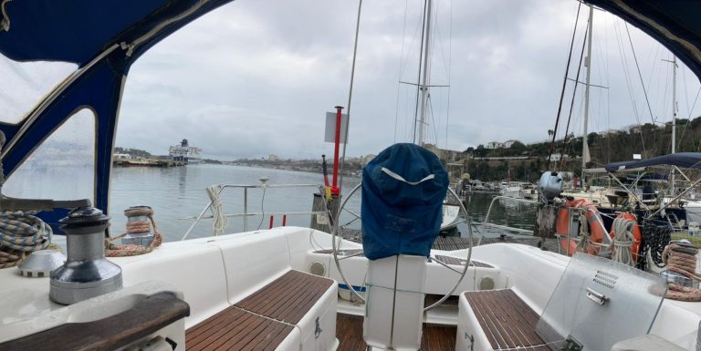 dufour-yachts-43-4_1781160655462