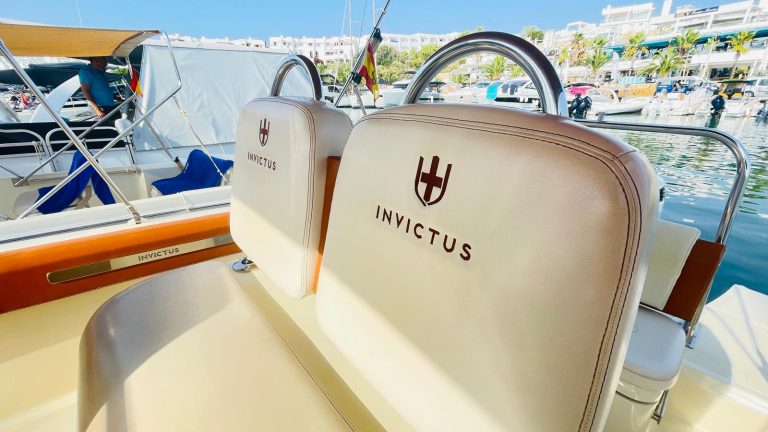 invictus-yacht-270-20_1756139946240