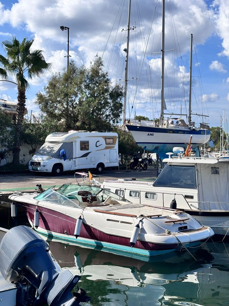 jeanneau-runabout-755-9_1779267020040