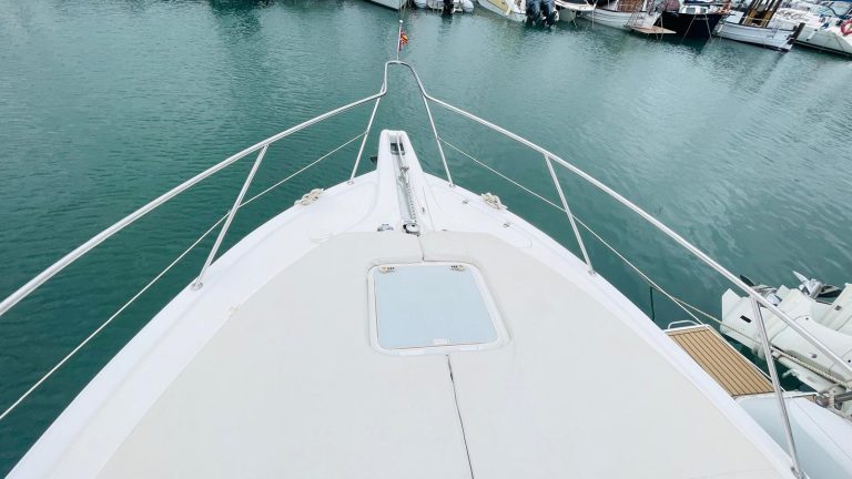 riviera-3000-offshore-0_1753437142601