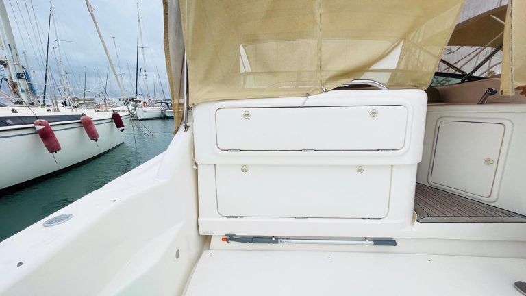 riviera-3000-offshore-3_1753437143209