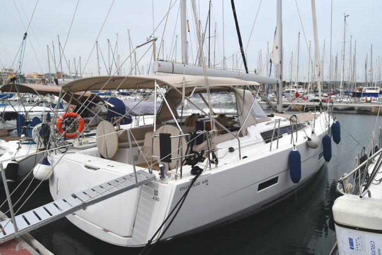 Dufour 430 -Loxarell-