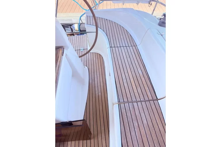 2005-bavaria-cruiser-39-sail-10241908-20260706064404982-3