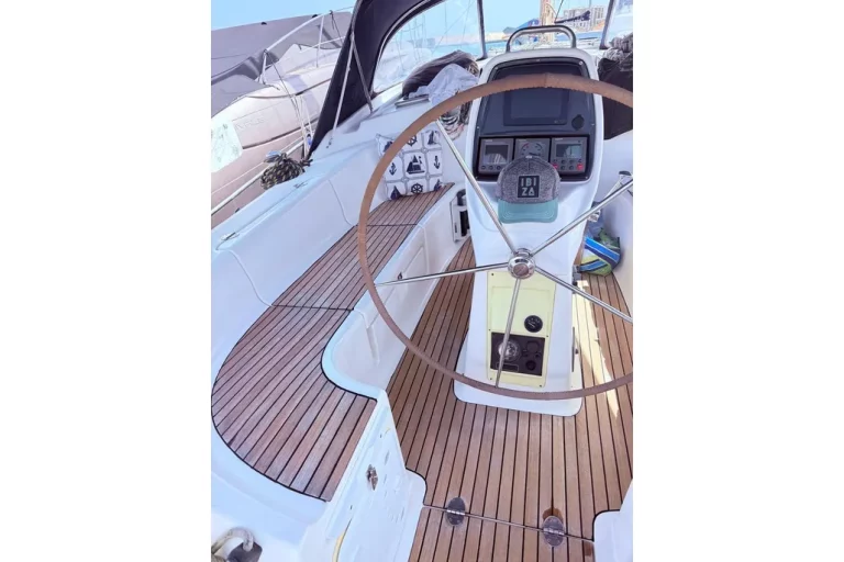 2005-bavaria-cruiser-39-sail-10241908-20260706064405302-4