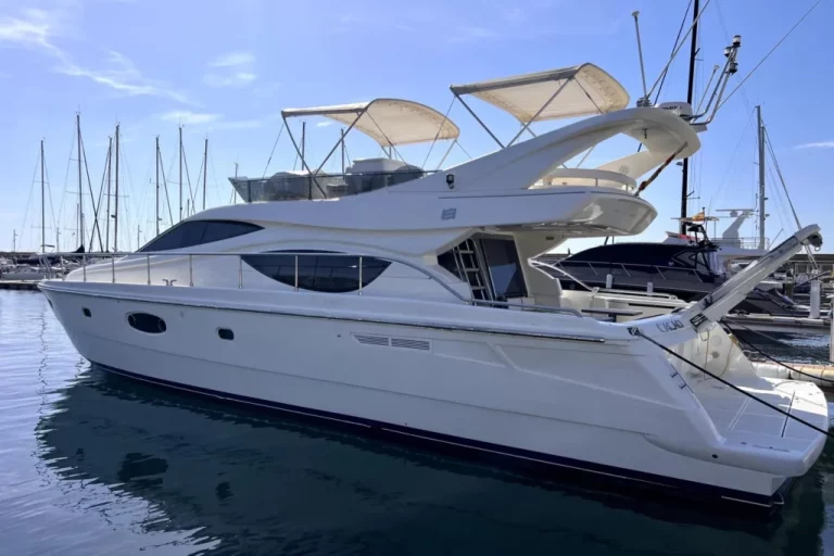 2005-ferretti-yachts-550-power-10160986-20260424043025417-3_1780386820-1024x683