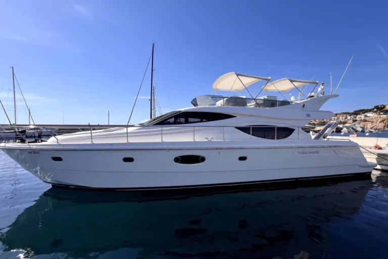 2005-ferretti-yachts-550-power-10160986-20260424043025945-4_1780386818-1024x683
