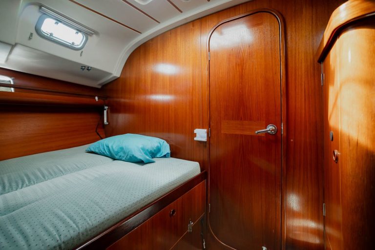 beneteau-oceanis-400-11_1789052420398