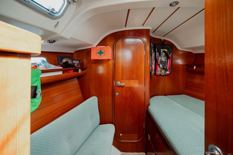 beneteau-oceanis-400-12_1789052420617