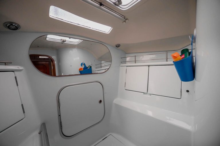beneteau-oceanis-400-14_1789052421053