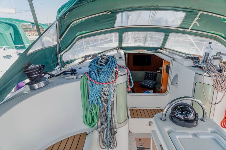 beneteau-oceanis-400-30_1789052428728