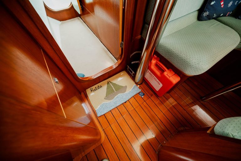 beneteau-oceanis-400-32_1789052429145