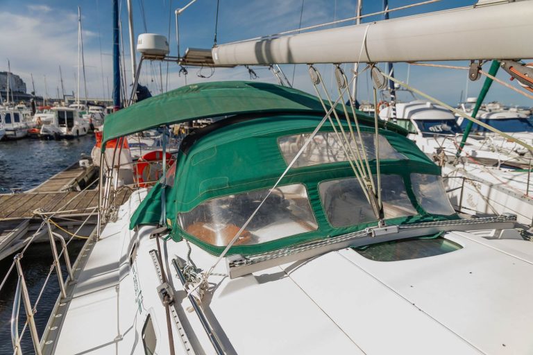 beneteau-oceanis-400-37_1789052432437