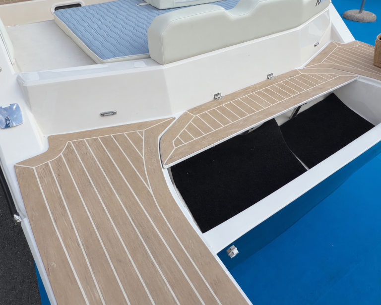 AS_MARINE_29_GLC_Catalogo_29_Popa_nautica_con_plataformas_de_teca_Horizontal